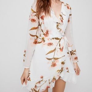 Aritzia Wilfred Louise Wrap Dress (size 00)